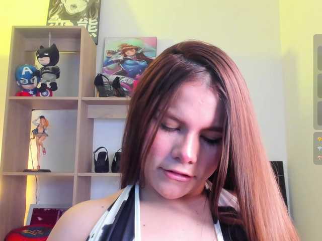 Mia_Moralez