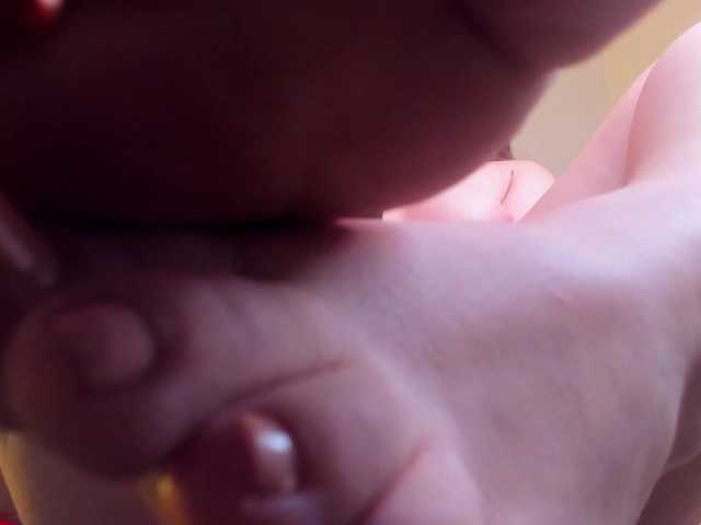 MIA-MORALEZ live cam on BongaCams