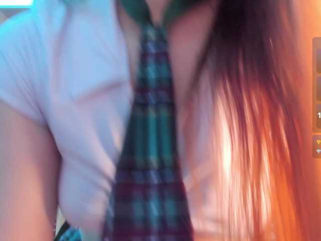 MIA-MORALEZ live cam on BongaCams