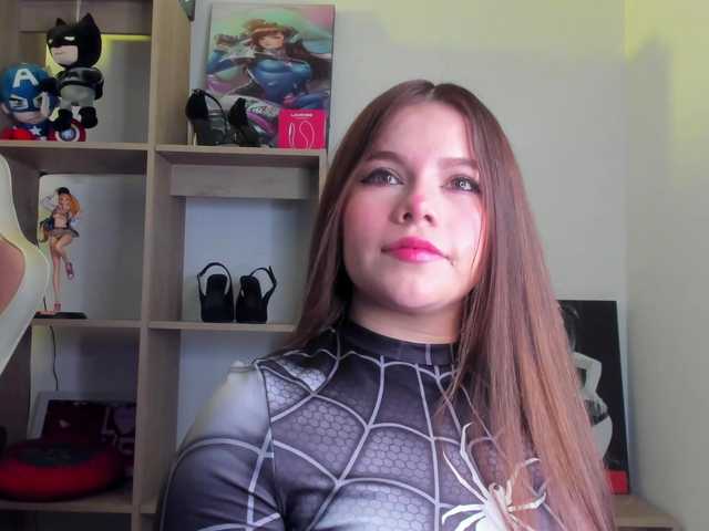 MIA-MORALEZ live cam on BongaCams