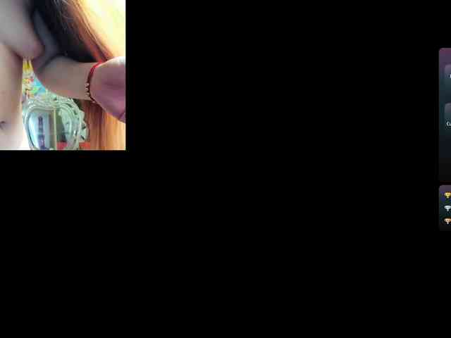 Mia_Moralez webcam