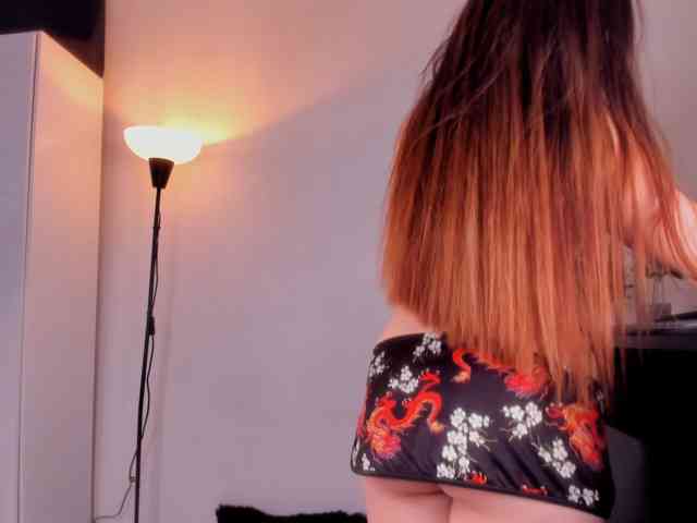 Model: mia_moralez