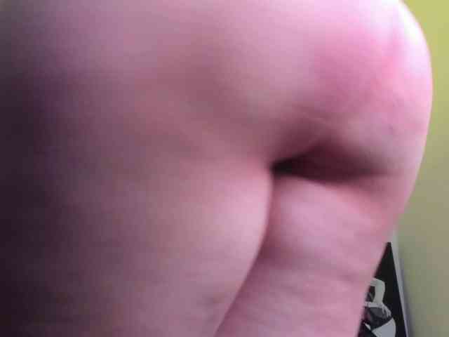 Mia_Moralez webcam