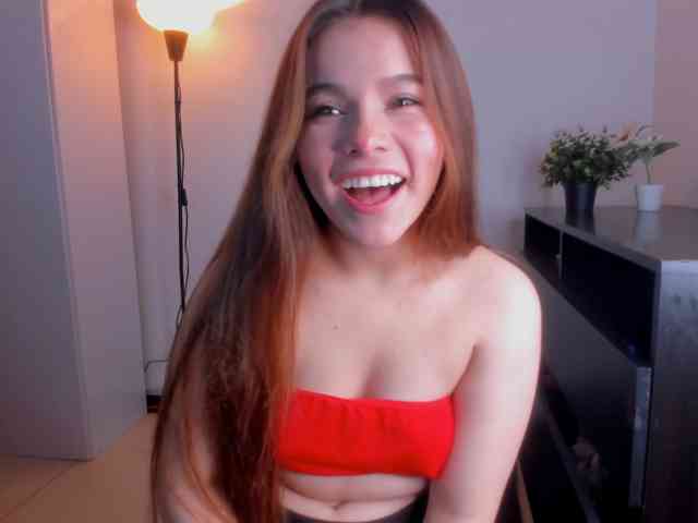 Model: mia_moralez