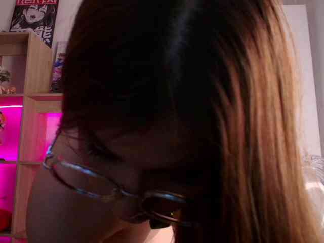 Model: mia_moralez