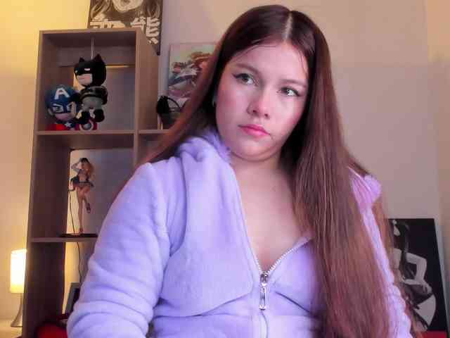 Model: mia_moralez