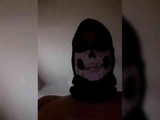 KING69QUEEN webcam