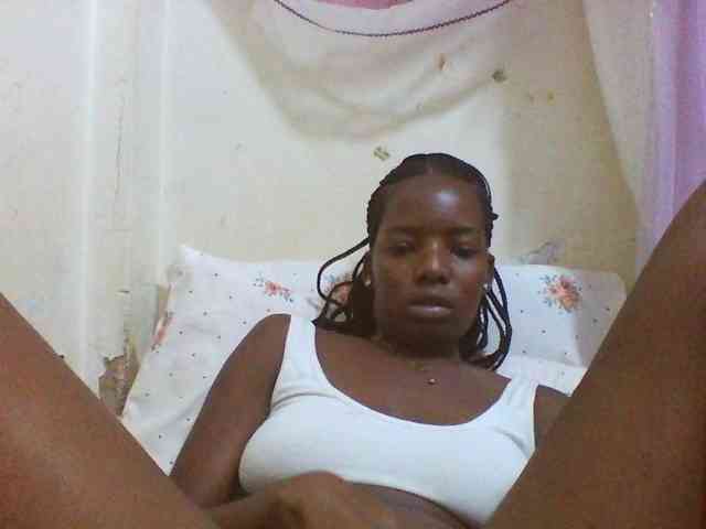 Melodious-Liz webcam