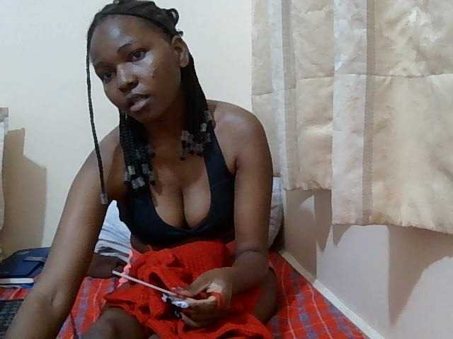 Sexyyanna webcam bongacams model stream image