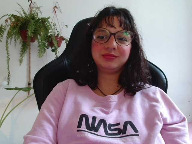 myamillor live cam on BongaCams
