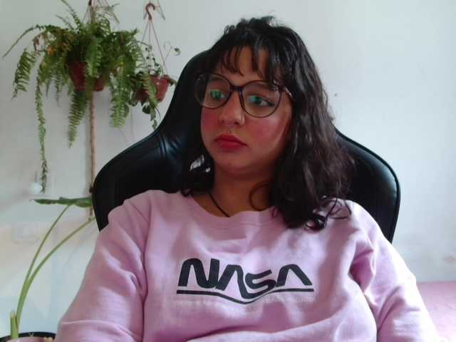 myamillor live cam on BongaCams