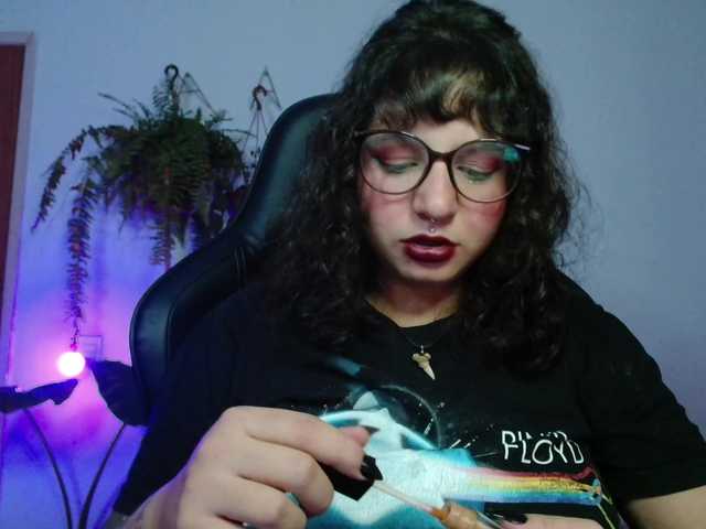 myamillor live cam preview