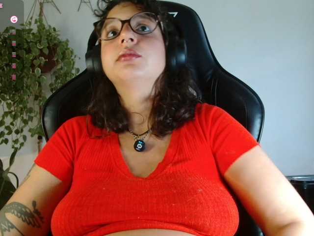 myamillor live cam on BongaCams