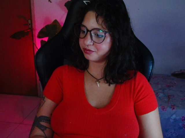 myamillor live cam on BongaCams