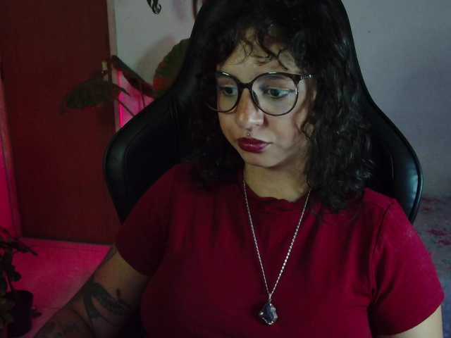 myamillor live cam on BongaCams