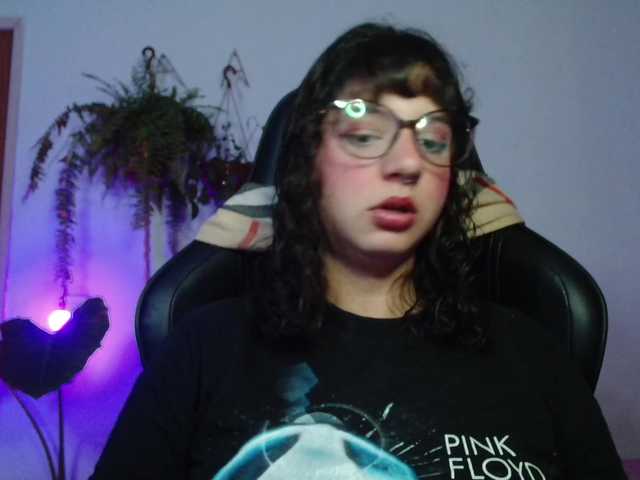 myamillor live cam preview