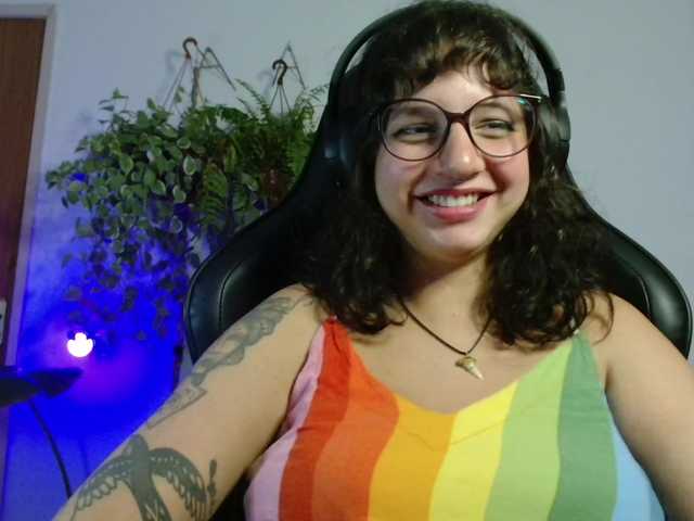 myamillor live cam preview