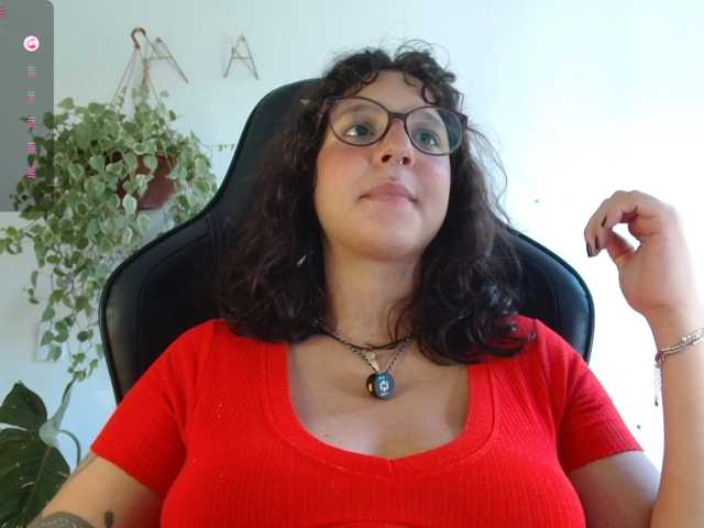 myamillor live cam on BongaCams