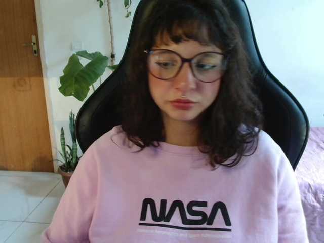 myamillor live cam on BongaCams