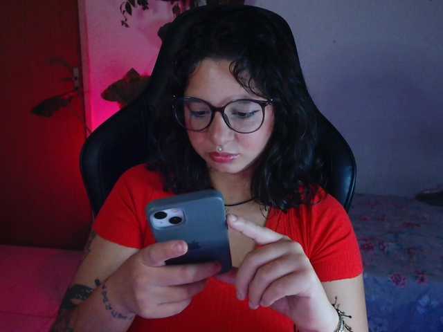 myamillor live cam on BongaCams