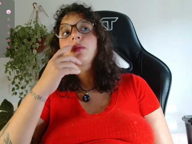 myamillor live cam on BongaCams
