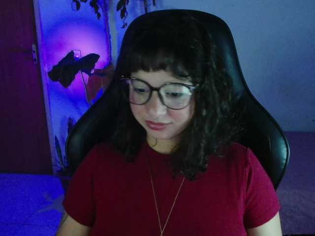 myamillor live cam on BongaCams