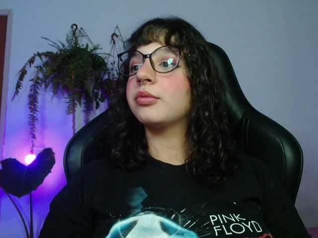 myamillor live cam on BongaCams