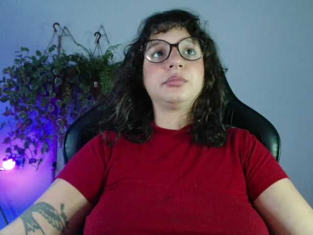 myamillor live cam on BongaCams