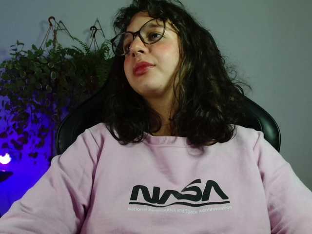 myamillor live cam on BongaCams