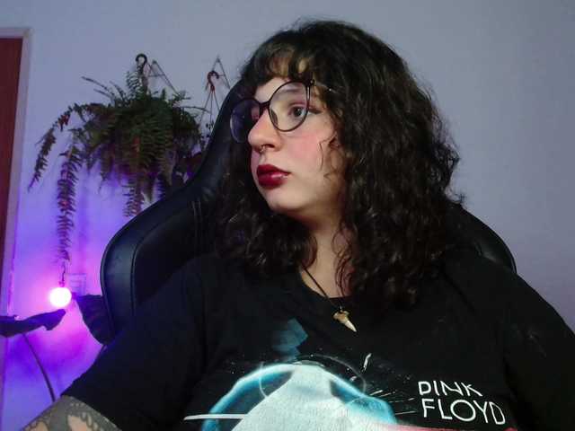 myamillor live cam preview