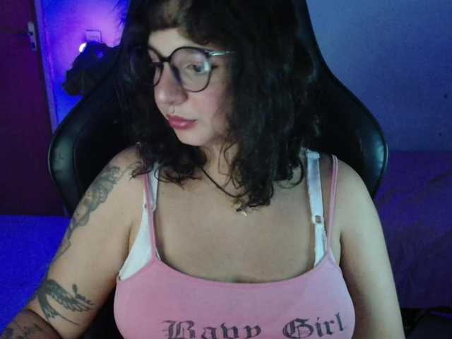 myamillor live cam on BongaCams