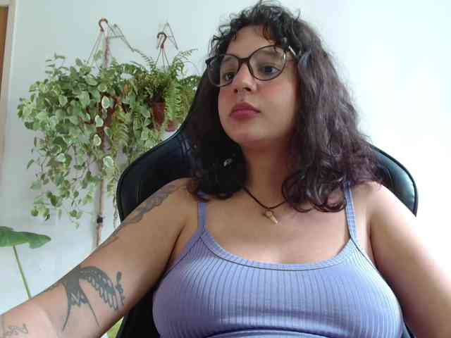 myamillor webcam