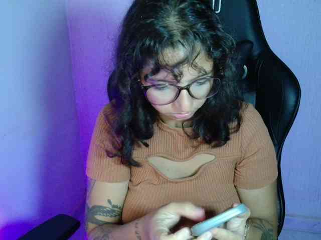myamillor webcam