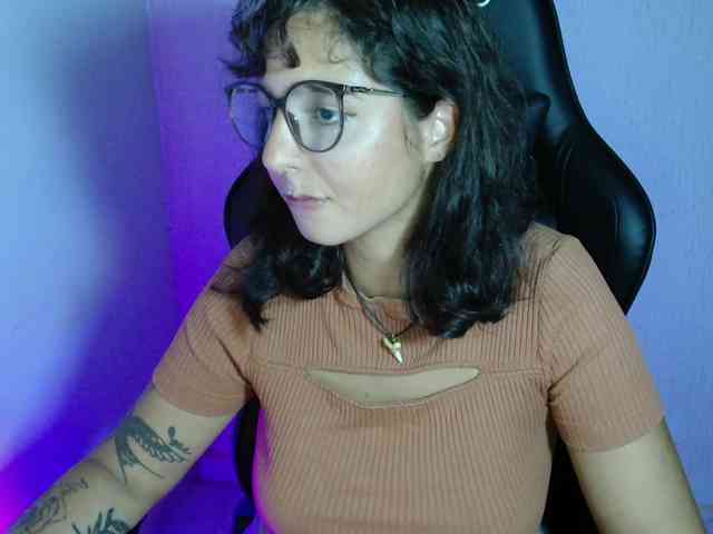 myamillor webcam