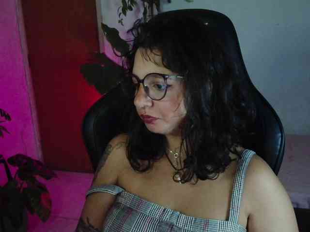 myamillor webcam