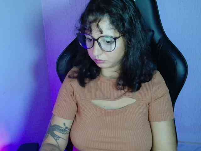myamillor webcam