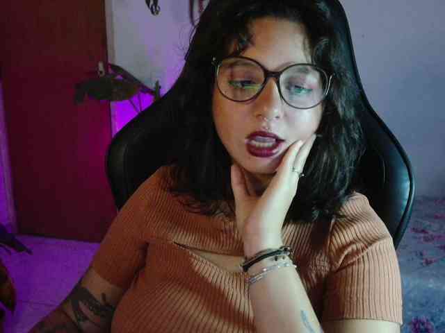 myamillor webcam