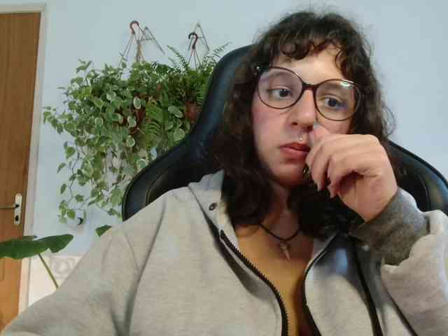 myamillor webcam