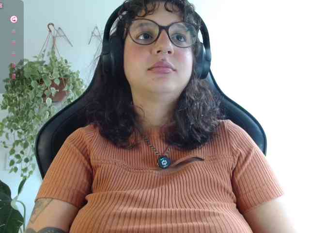 myamillor webcam