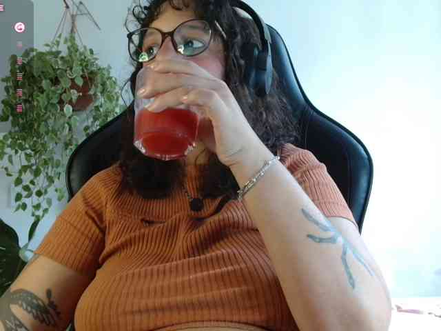 Modelo: myamillor
