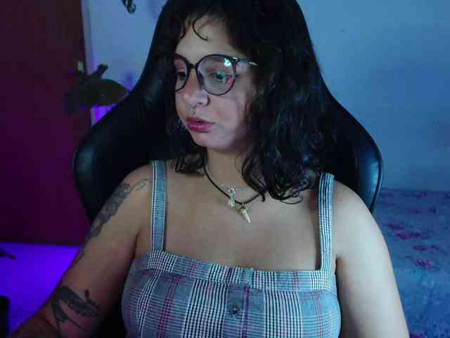 myamillor webcam