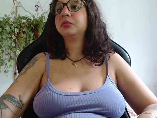 myamillor webcam