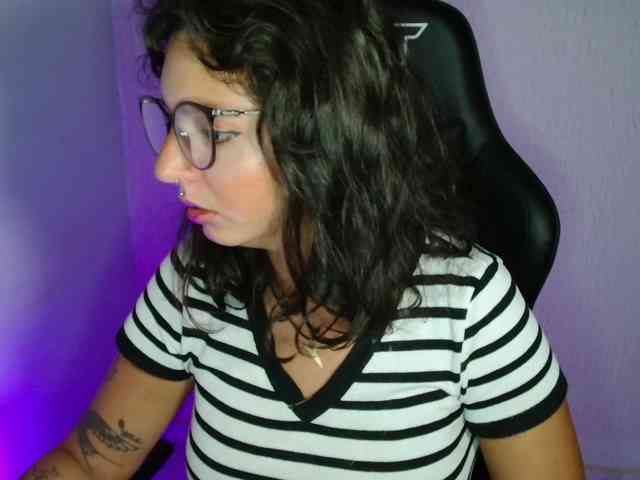 myamillor webcam