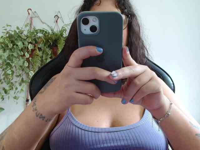 myamillor webcam
