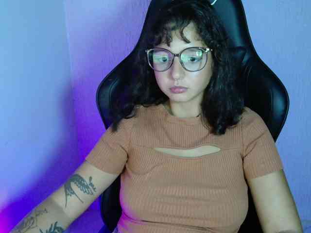 myamillor webcam