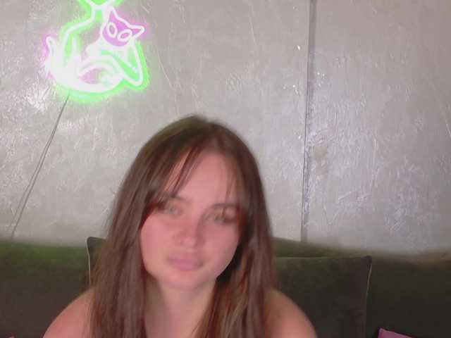 Sex chat gratuit in direct cu Starstorm pe BongaCams