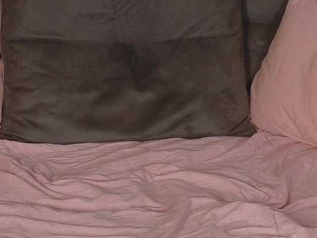 Starstorm's BongaCams show and profile