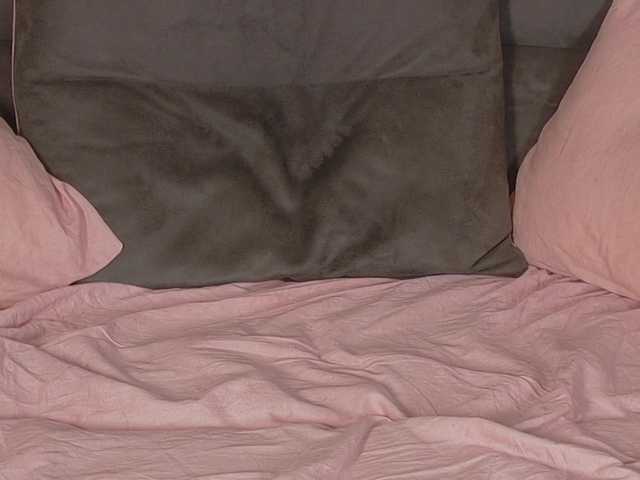 Starstorm's BongaCams show and profile