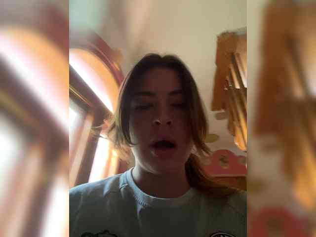 LilianLovee webcam