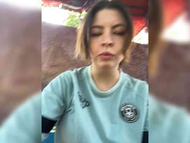 LilianLovee webcam